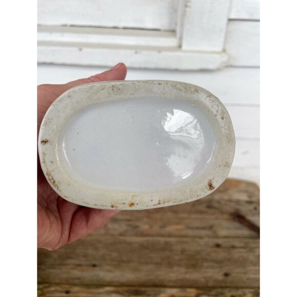 Vintage 1950s White Porcelain Elephant Heart Love Vase Planter - Picture 3 of 12